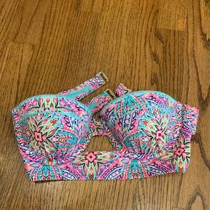 NWOT Shade & Shore Bikini Top